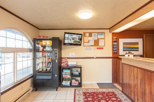 Surfside Resort image 34
