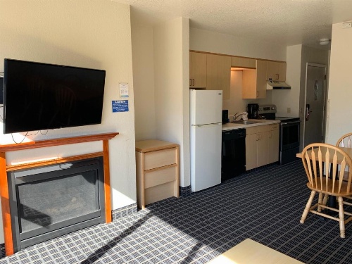 Surfside Resort image 4