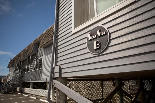 Surfside Resort image 41