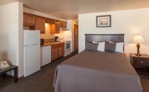 Surfside Resort image 46